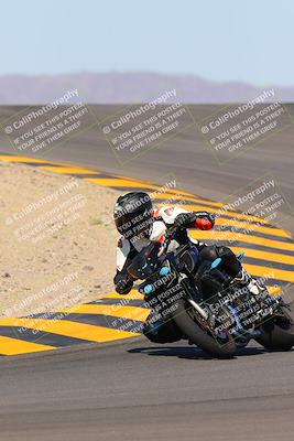 media/Oct-09-2022-SoCal Trackdays (Sun) [[95640aeeb6]]/Turns 9 and 10 (1050am)/